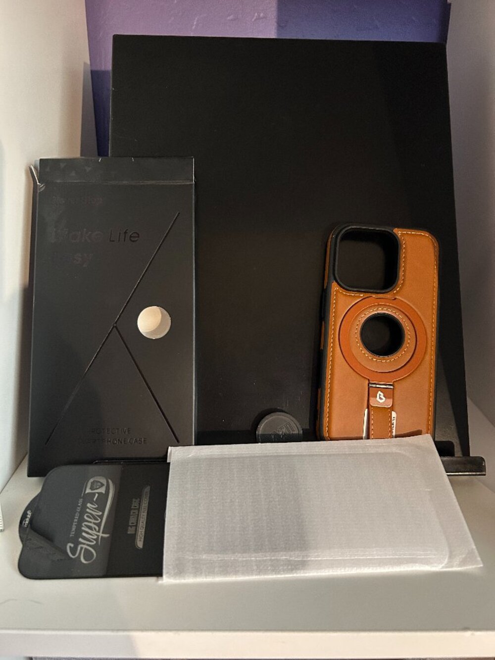 iPhone 16 Pro Leather Case